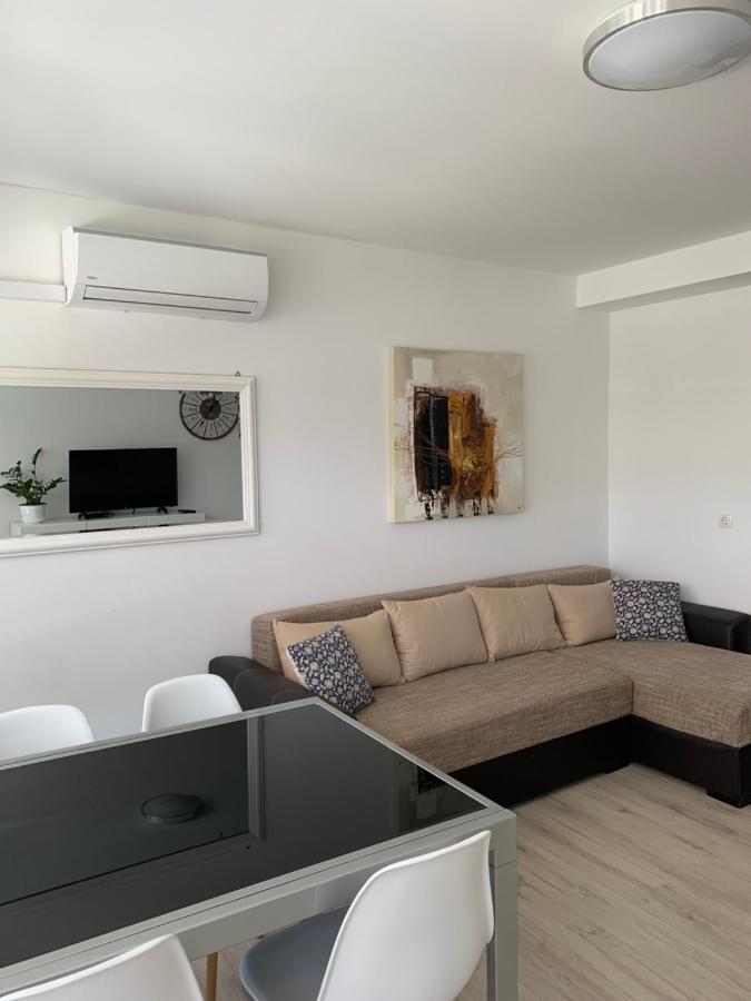 Apartment Petra Kaštela Dış mekan fotoğraf